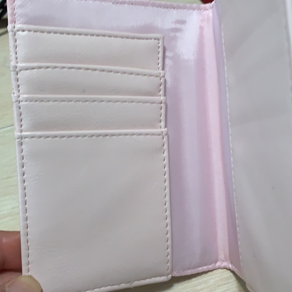 Guess (10) - Picture 5 of 7